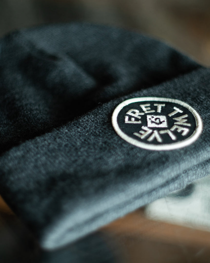 BULLET LOGO BEANIE - GRAY